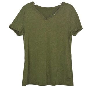 Short Sleeve Top Women’s V-Neck Button Accents Army Green Top NWOT